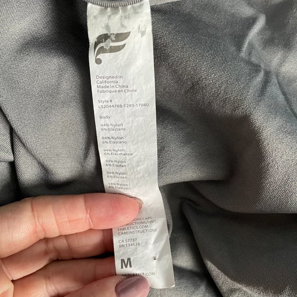 Fabletics Long Sleeve Shirt - Picture 4 of 4